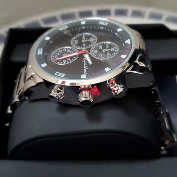 ENGLISH LAUNDRY MEN'S STAINLESS STEEL SILVER WATCH - Picture 8 of 14